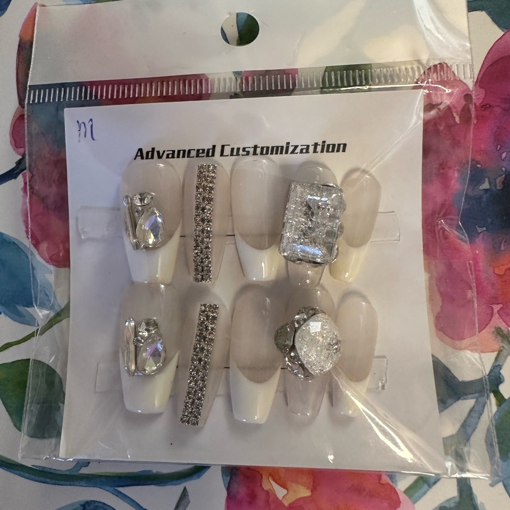Handmade White & Silver Jeweled Press-On Nails (Size Medium – 10 Nails)